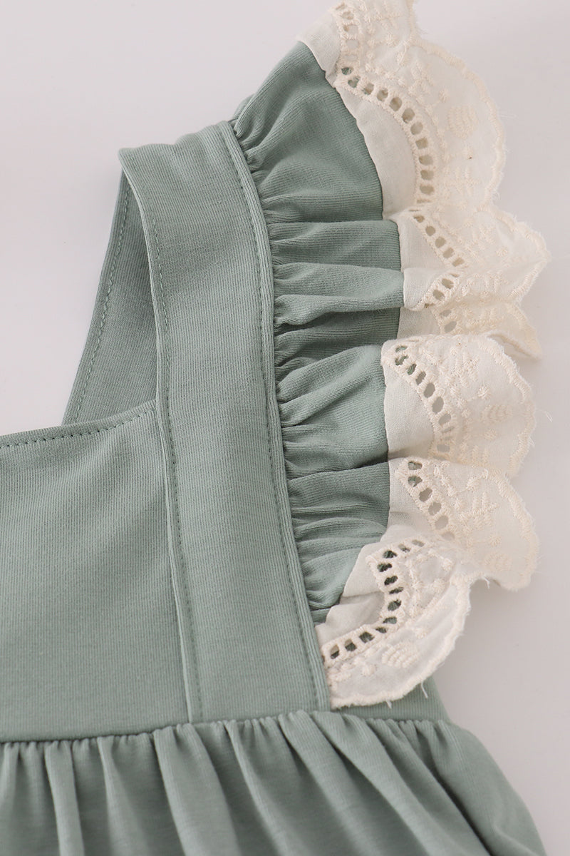 Sage lace ruffle pants set