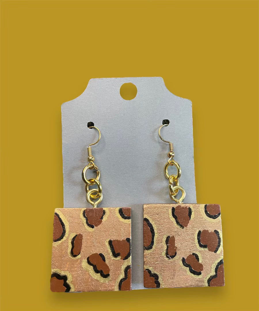 #220 wood gold cheetah print square earrings