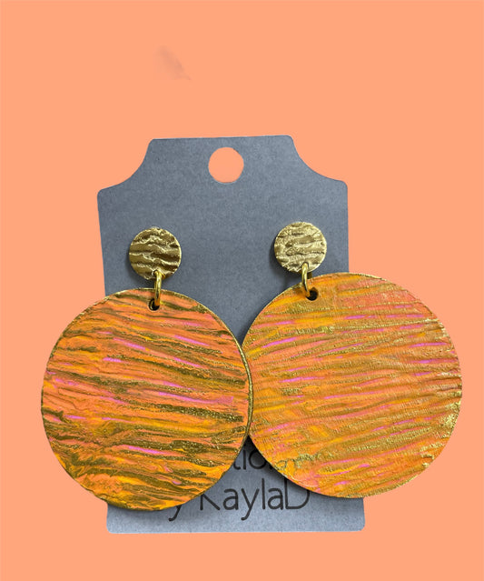 # 256 pink and gold painted circle earrings