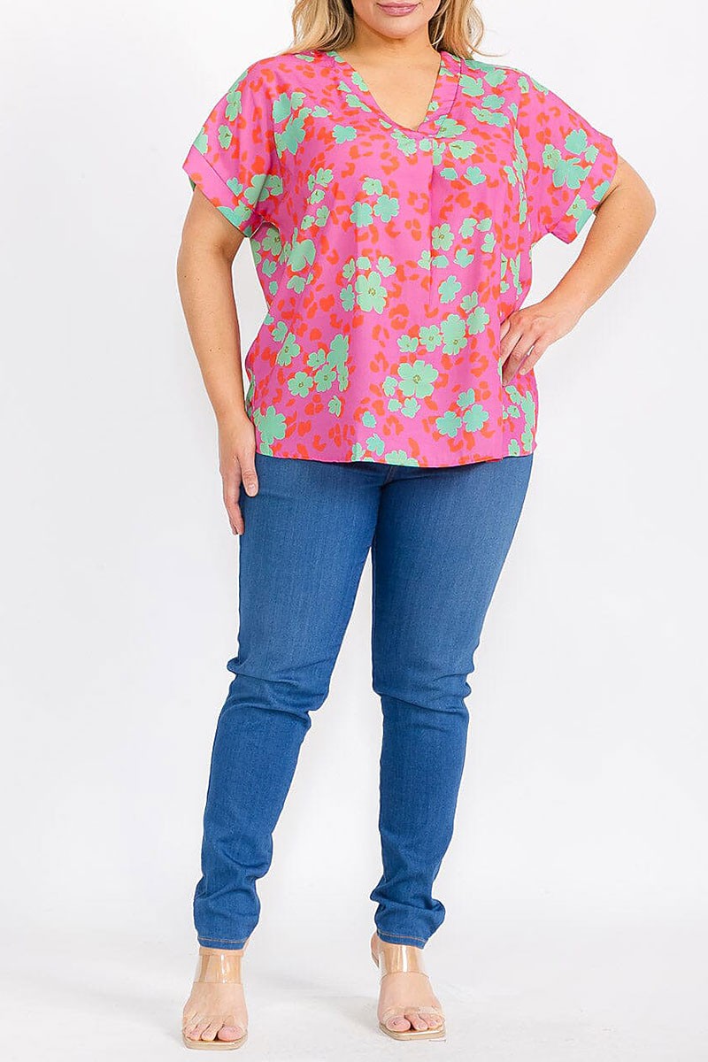 PINK SHORT SLEEVE V-NECK FLORAL TUNIC BLOUSE